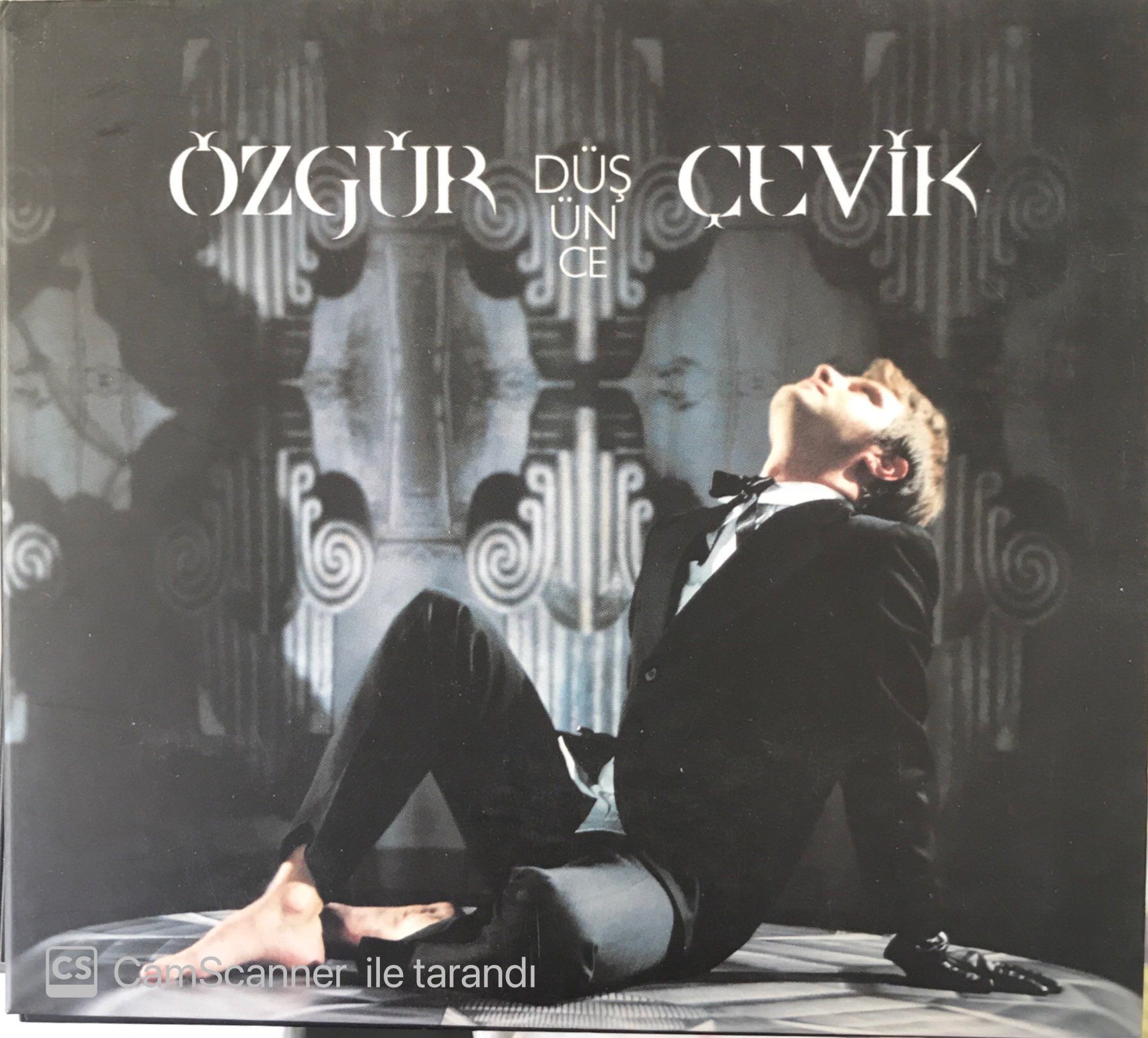 Özgür Çevik Düşünce CD
