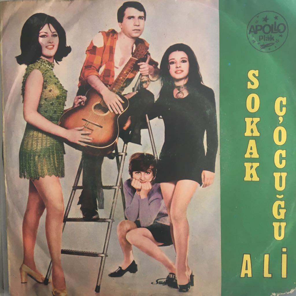 Sokak Çocuğu Ali Aşıklar Her Gün Ağlar 45lik