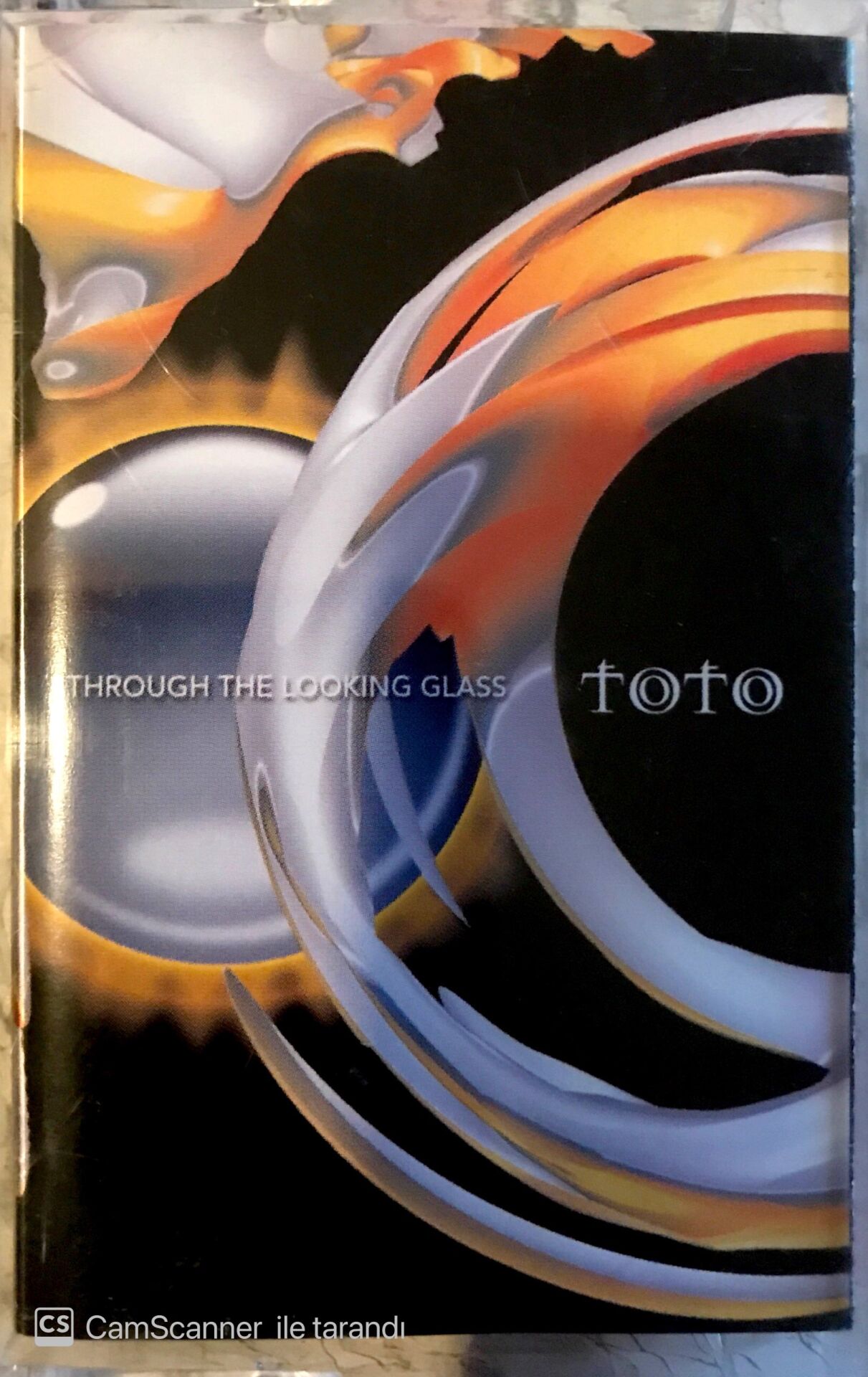 Toto / Through The Looking Glass KASET