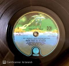 Graham Parker And The Rumour / The Parkerilla LP
