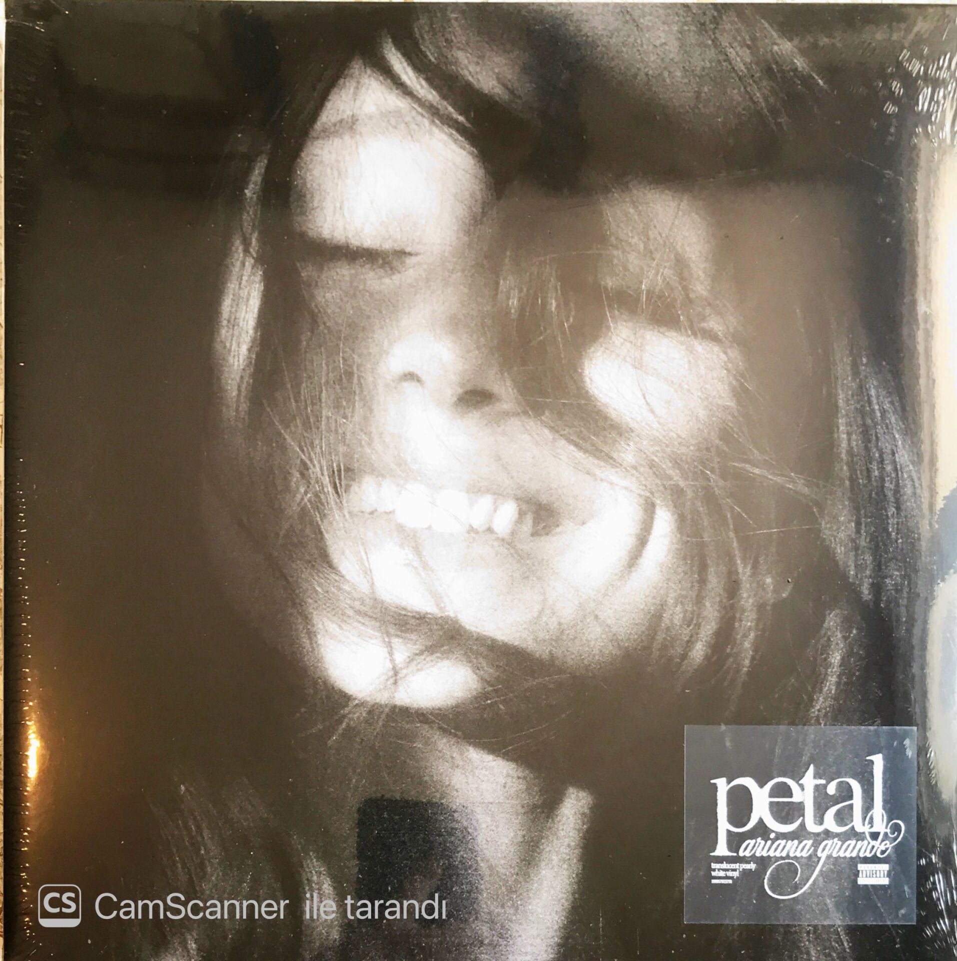 Ariana Grande - Petal LP