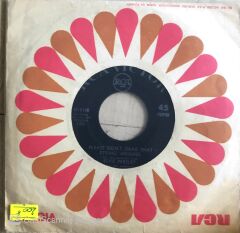 Elvis Presley - Devil In Disguise/Please Don't Drag That String Around -  45'lik