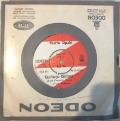 Nesrin Sipahi - Kapılmışız Cümlece 45lik
