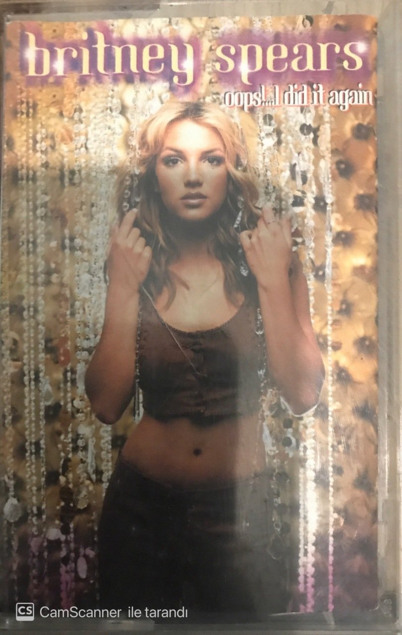 Brithney Spears Oops!I did it again KASET
